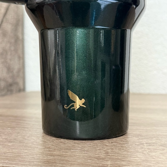 Target x Stanley Elphaba Wicked For Good FlowState Quencher Tumbler 40 Oz NWOT - Picture 7 of 11